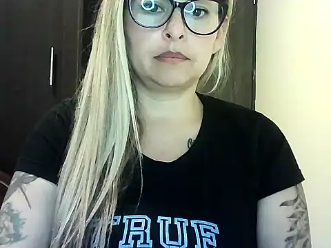 Valery  Rouse  online show from 12-14-25, 10:48