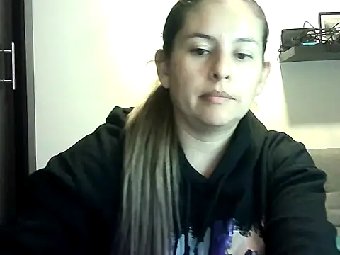 Valery  Rouse  online show from 04-29-26, 02:16