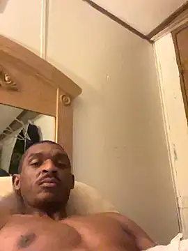 Snapshot of CaramelBrownBBC14 chatting on 10-29-25, 12:59 CaramelBrownBBC14 online show from 10-29-25, 12:59