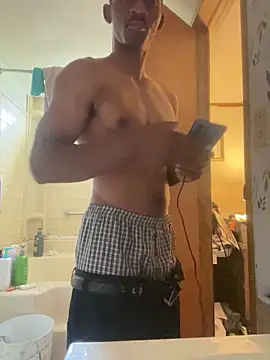 Snapshot of CaramelBrownBBC14 chatting on 10-28-25, 06:40 CaramelBrownBBC14 online show from 10-28-25, 06:40