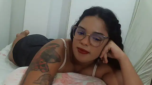 SecretBrunette online show from 05-16-26, 06:51