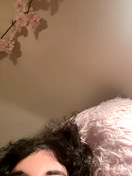 Snapshot of gigifox220 chatting on 10-04-25, 06:48 gigifox220 online show from 10-04-25, 06:48