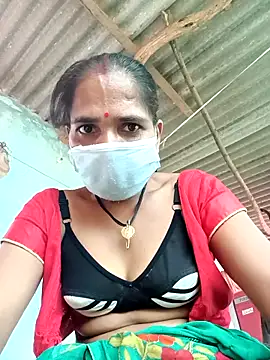 Snapshot of Hot-honi chatting on 09-13-25, 10:48 Hot-honi online show from 09-13-25, 10:48