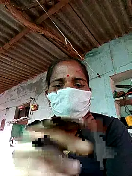 Snapshot of Hot-honi chatting on 10-09-25, 01:55 Hot-honi online show from 10-09-25, 01:55