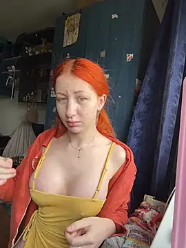 DaddysLittleSlutfox online show from 04-22-26, 08:32