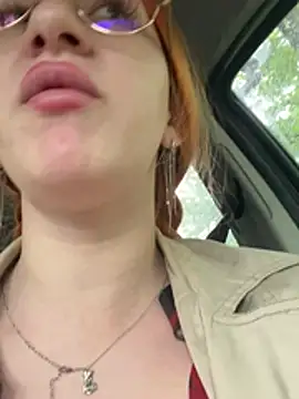 DaddysLittleSlutfox online show from 05-09-26, 12:30