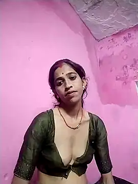 Snapshot of Cut_suman chatting on 10-01-25, 10:24 Cut suman online show from 10-01-25, 10:24
