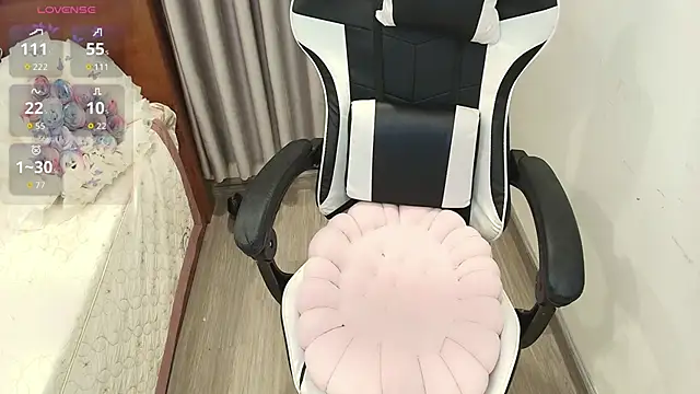 Snapshot of Bae_Gigii chatting on 12-02-25, 01:35 Bae Gigii online show from 12-02-25, 01:35