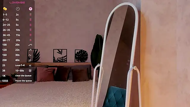 Lynn Martin online show from 04-13-26, 04:00