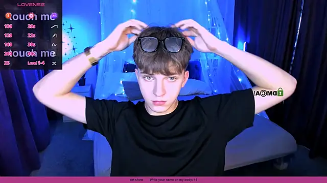 travis wolf  online show from 11-08-25, 09:07