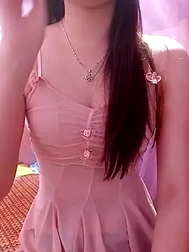 Snapshot of CherryBeii chatting on 05-11-26, 10:40 CherryBeii online show from 05-11-26, 10:40