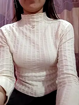 CherryBeii online show from 12-16-25, 11:14