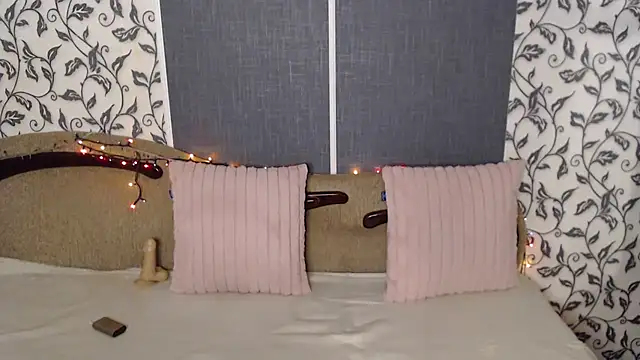 AmoraLuv online show from 02-07-26, 11:24