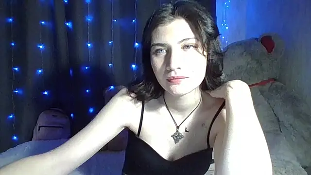 Snapshot of Nancy_Luna chatting on 10-20-25, 05:46 Nancy Luna online show from 10-20-25, 05:46