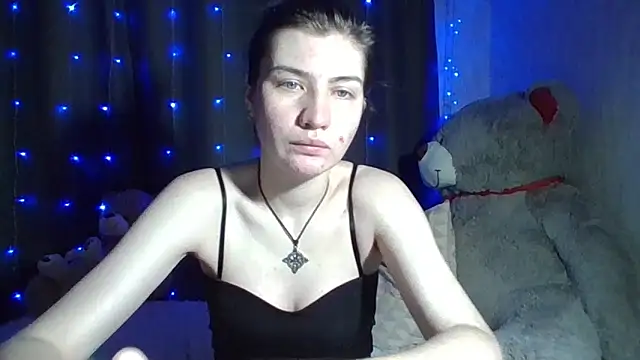 Snapshot of Nancy_Luna chatting on 10-19-25, 08:33 Nancy Luna online show from 10-19-25, 08:33