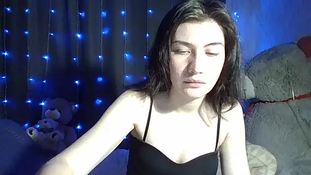 Snapshot of Nancy_Luna chatting on 09-29-25, 04:30 Nancy Luna online show from 09-29-25, 04:30