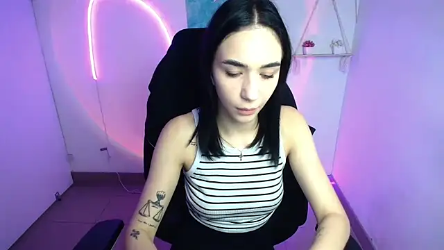 Bella Night4 online show from 10-30-25, 07:17