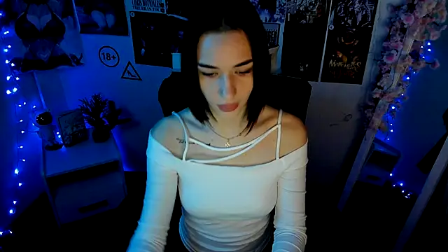 Bella Night4 online show from 12-14-25, 07:58