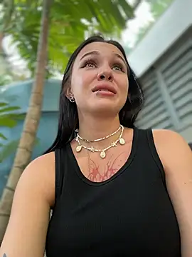 Snapshot of VendiMur chatting on 03-04-26, 02:08 VendiMur online show from 03-04-26, 02:08