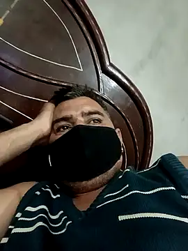 Manjit009 online show from 12-20-25, 05:16