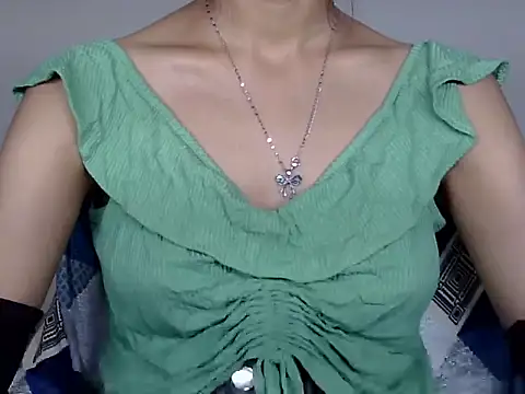 Riva arora01 online show from 10-25-25, 11:31