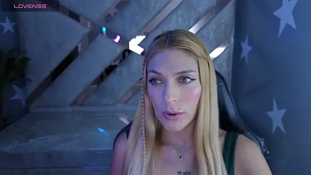 Candy kush t online show from 02-06-26, 08:49