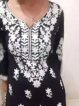 Snapshot of siya_rani67 chatting on 10-03-25, 05:25 siya rani67 online show from 10-03-25, 05:25