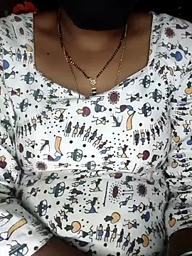 Snapshot of SindhuHappy chatting on 10-23-25, 03:10 SindhuHappy online show from 10-23-25, 03:10