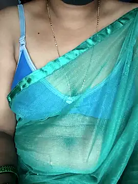 Snapshot of SindhuHappy chatting on 10-03-25, 03:13 SindhuHappy online show from 10-03-25, 03:13