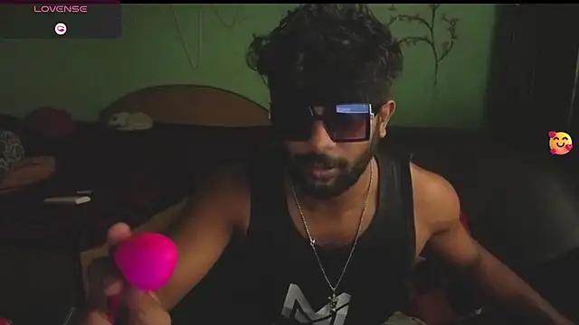 royeoy22 online show from 04-13-26, 07:23