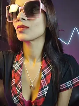 royeoy22 online show from 04-15-26, 04:18