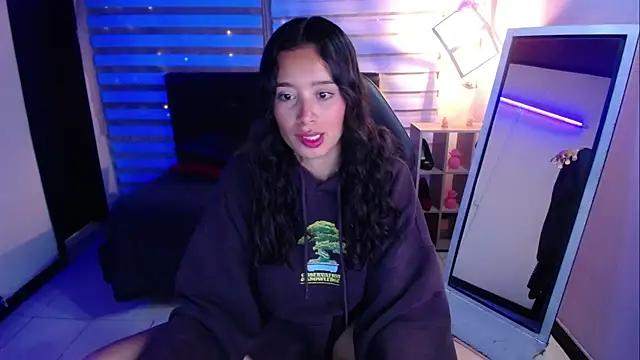  Mia Evans 1 online show from 10-06-25, 01:01