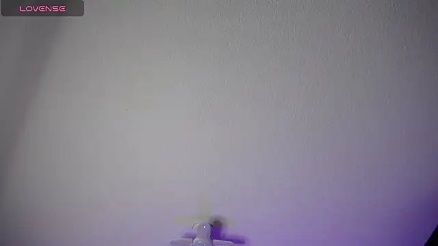  Charlotte Collins  online show from 06-15-26, 04:50