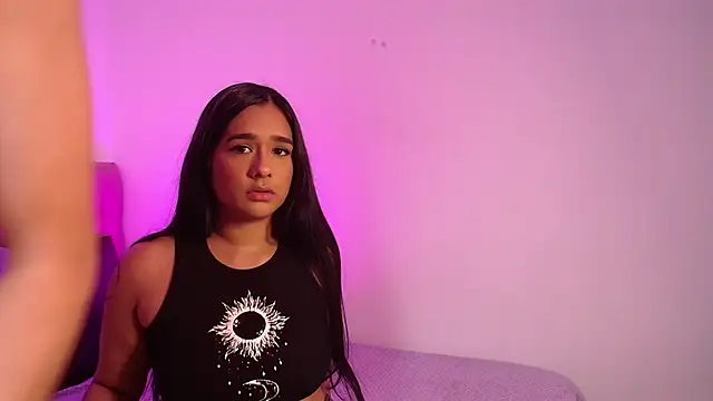 mae nathan  online show from 05-07-26, 12:04