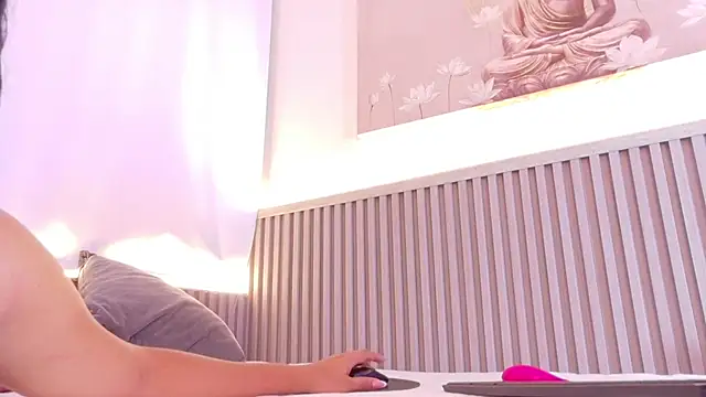 liz monserrat 1 online show from 03-30-26, 07:48