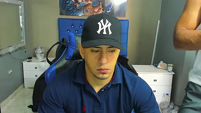 AngelAndChris online show from 09-22-25, 12:22
