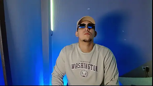 massimo vidal  online show from 12-05-25, 01:38