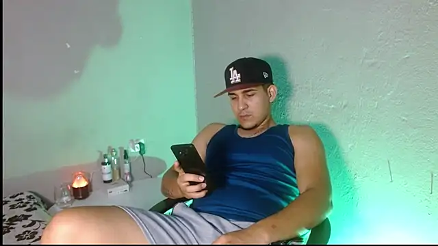 massimo vidal  online show from 12-16-25, 02:05