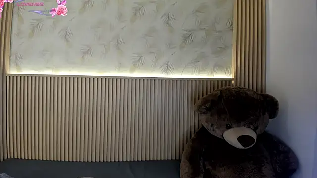 Liss-Reyes online show from 06-17-26, 12:15