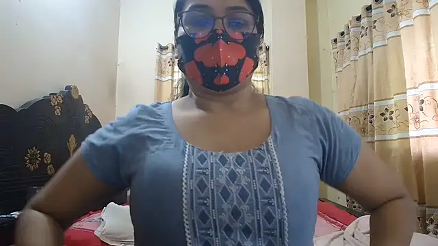 Elena cruz5 online show from 07-12-26, 06:47