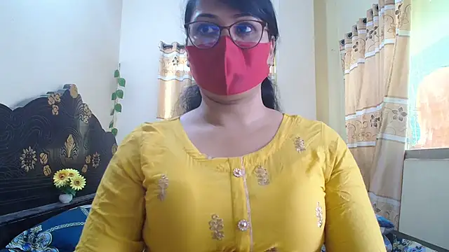 Elena cruz5 online show from 04-13-26, 08:51