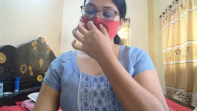 Elena cruz5 online show from 06-30-26, 04:45