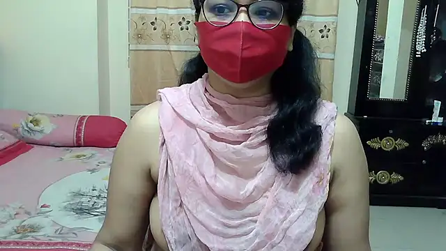 Elena cruz5 online show from 11-26-25, 12:21