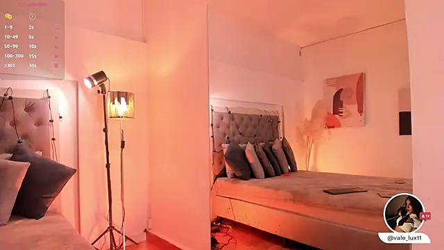 Vale Lux online show from 11-18-25, 04:16