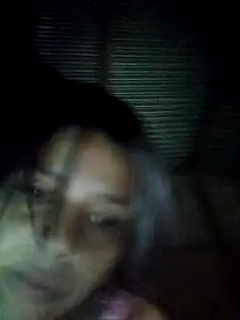 Snapshot of SaraBust chatting on 04-04-26, 03:35 SaraBust online show from 04-04-26, 03:35