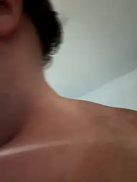 Stephanie1984 online show from 12-18-25, 05:17