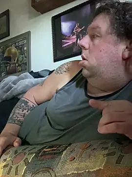 Stephanie1984 online show from 04-14-26, 05:07