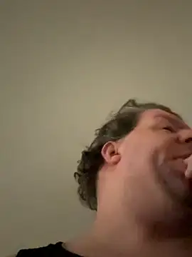 Stephanie1984 online show from 11-21-25, 12:48