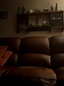 Stephanie1984 online show from 10-31-25, 12:18