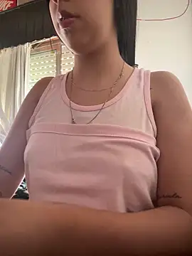 lulizoee online show from 10-08-25, 05:46